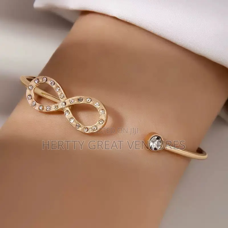 Ladies Bracelet