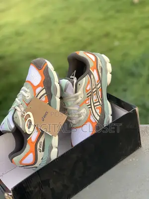 Original Brand New Asics