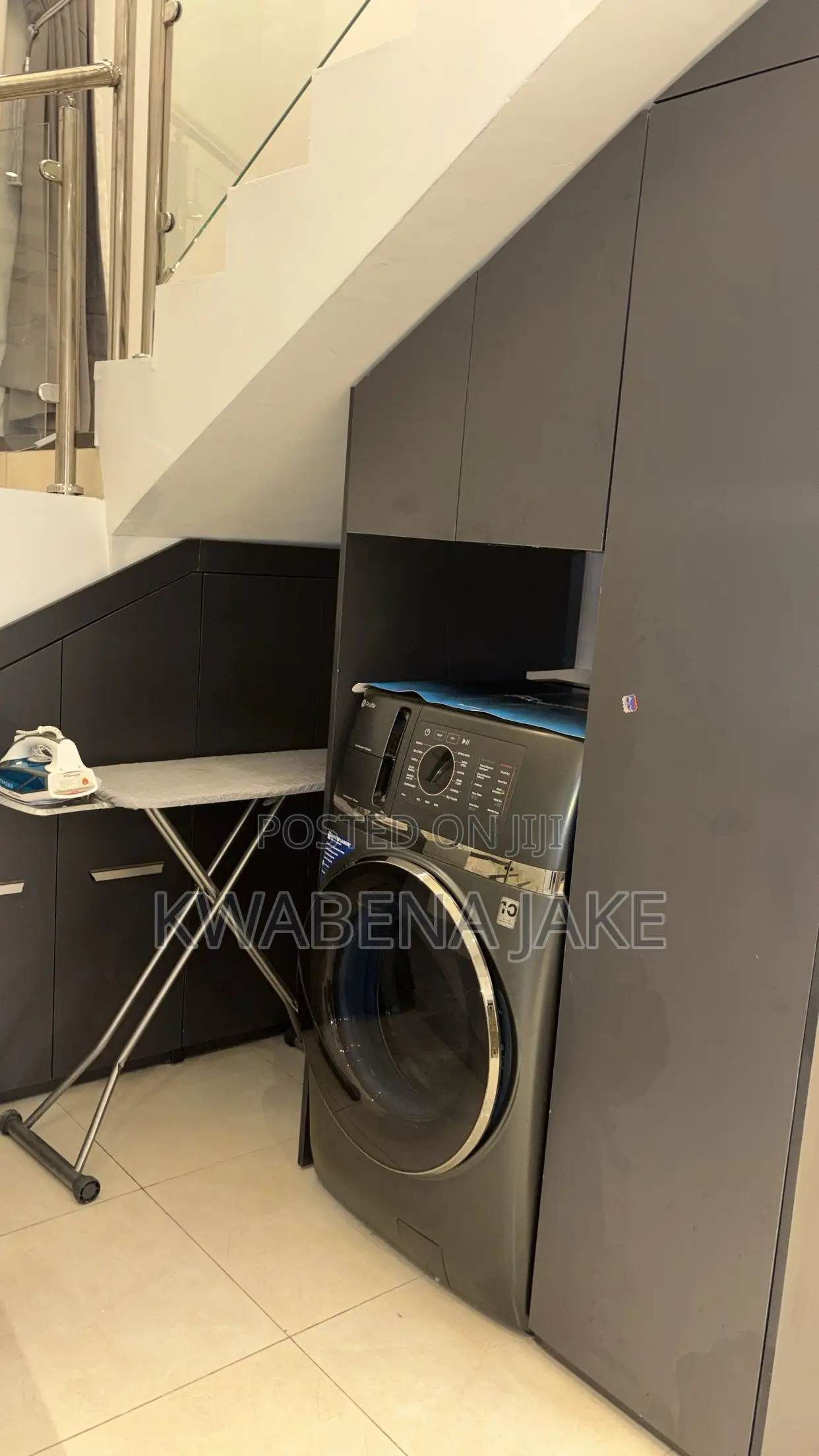 Short Stay Air BNB Apartment (4 Bedroom)