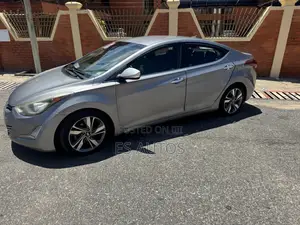 Hyundai Elantra Limited PZEV 4dr Sedan (1.8L 4cyl 6A) 2014 Gray