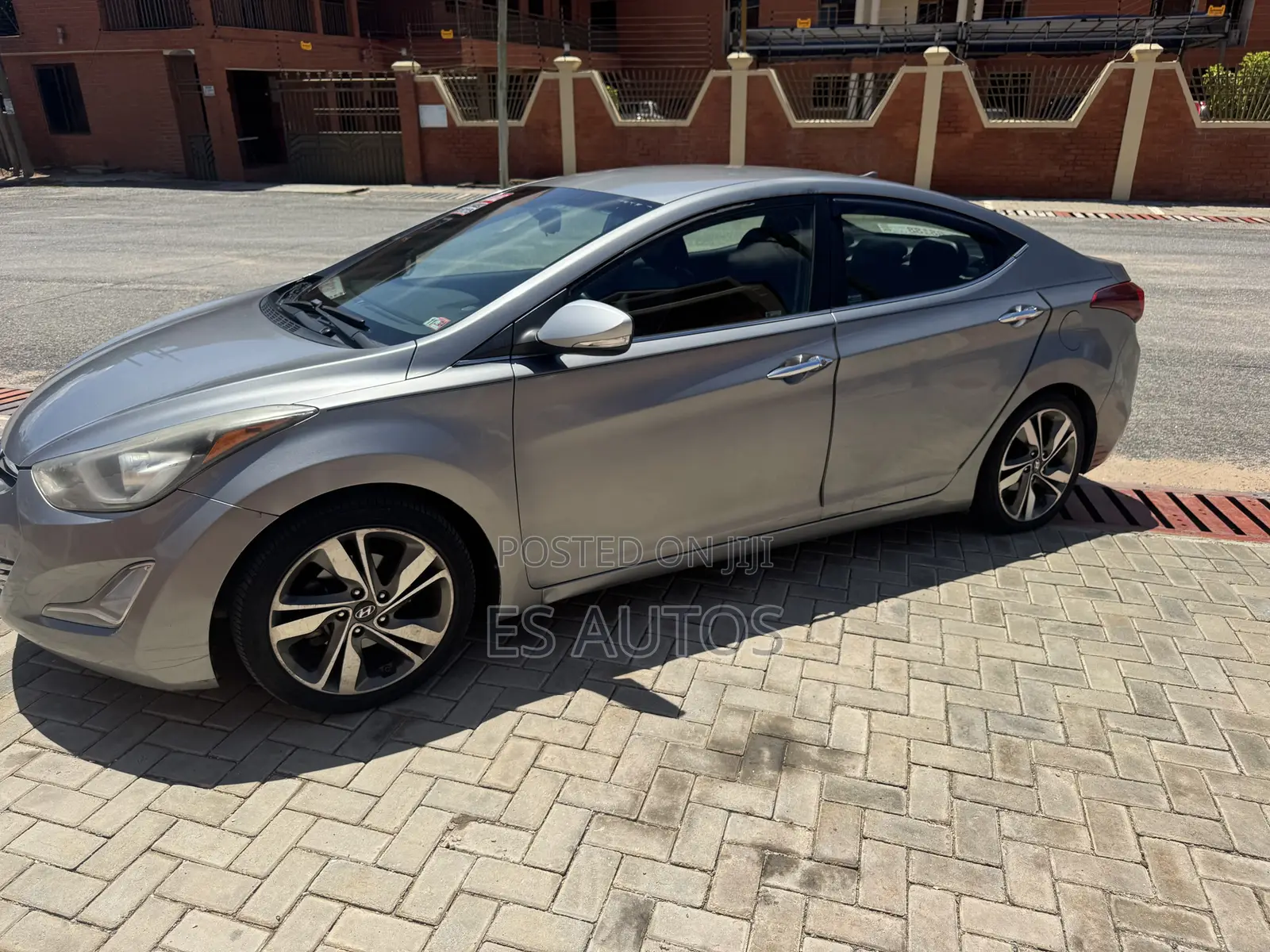 Hyundai Elantra Limited PZEV 4dr Sedan (1.8L 4cyl 6A) 2014 Gray