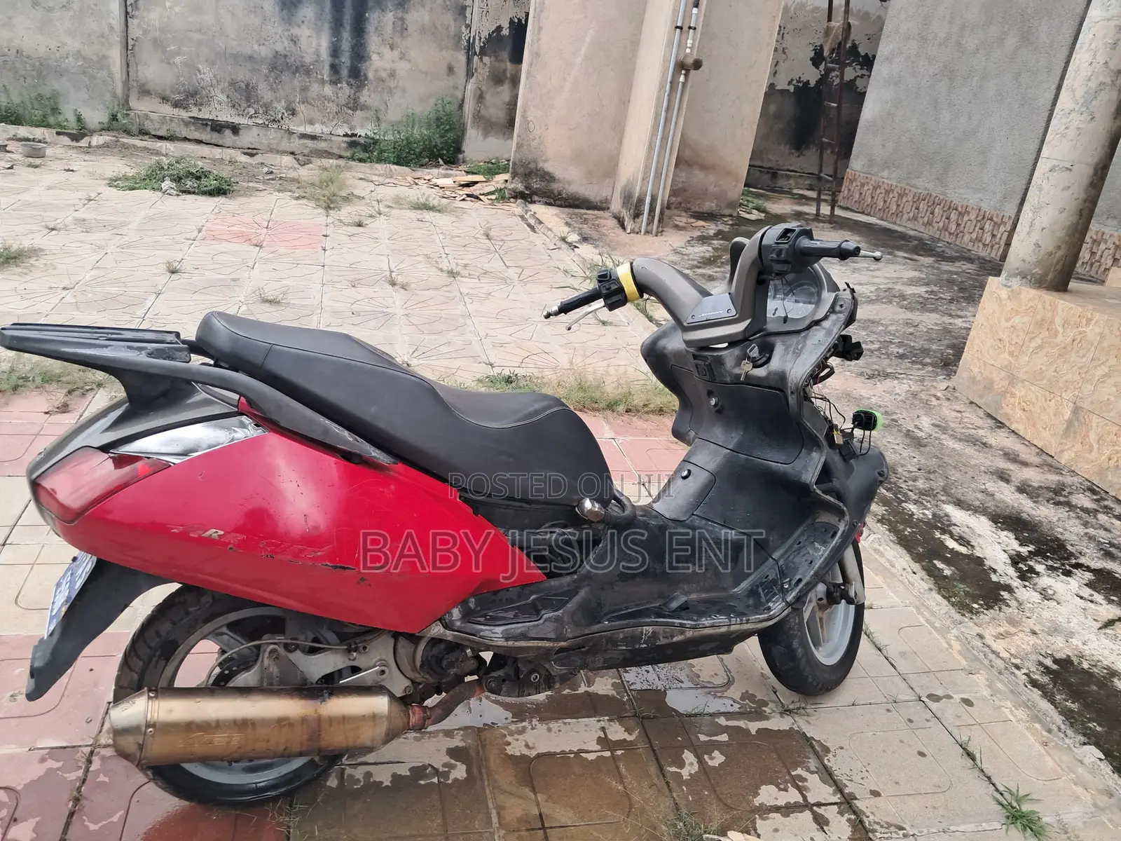 Aprilia Atlantic 2010 Red