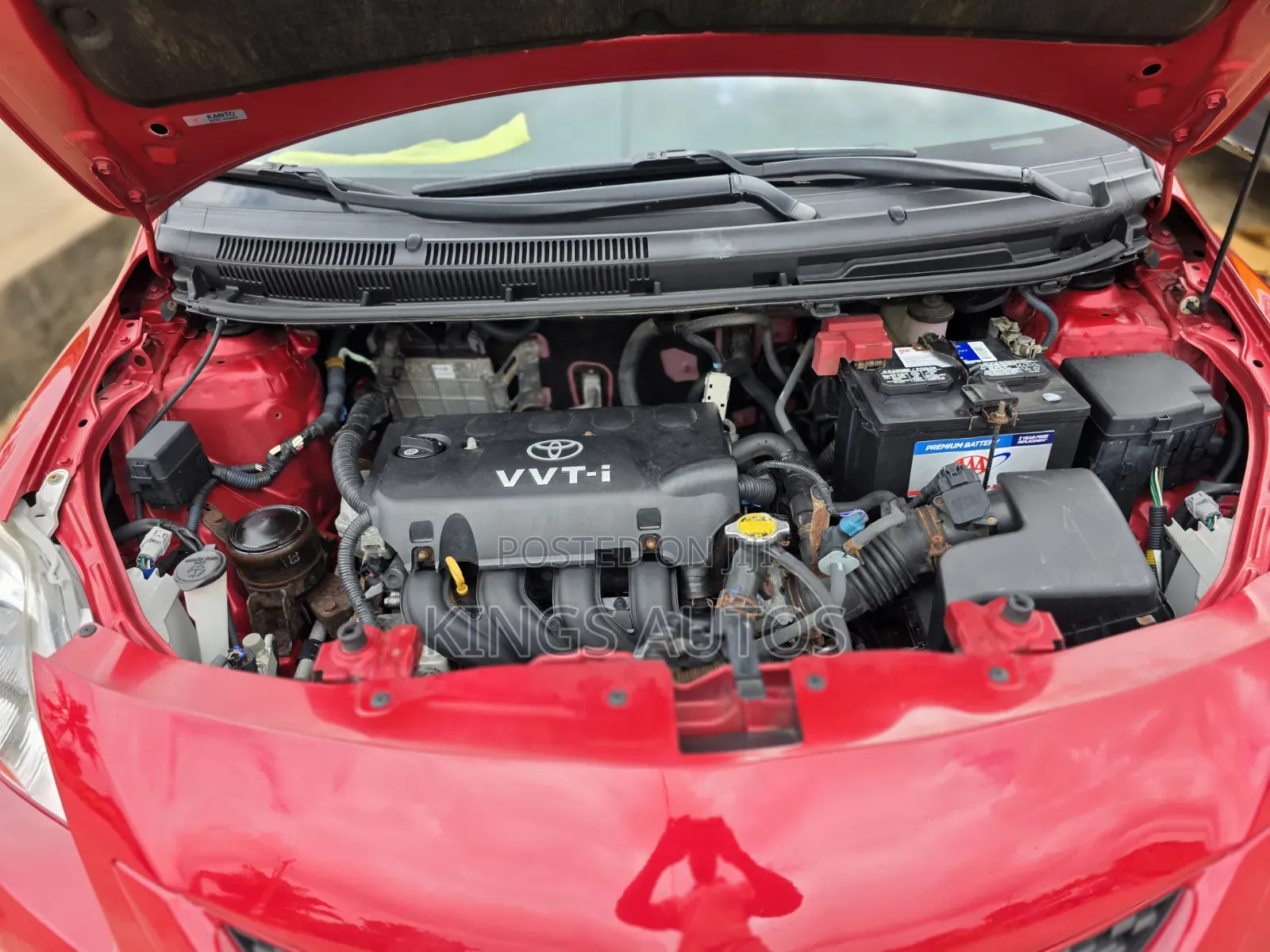 Toyota Yaris 2010 Red