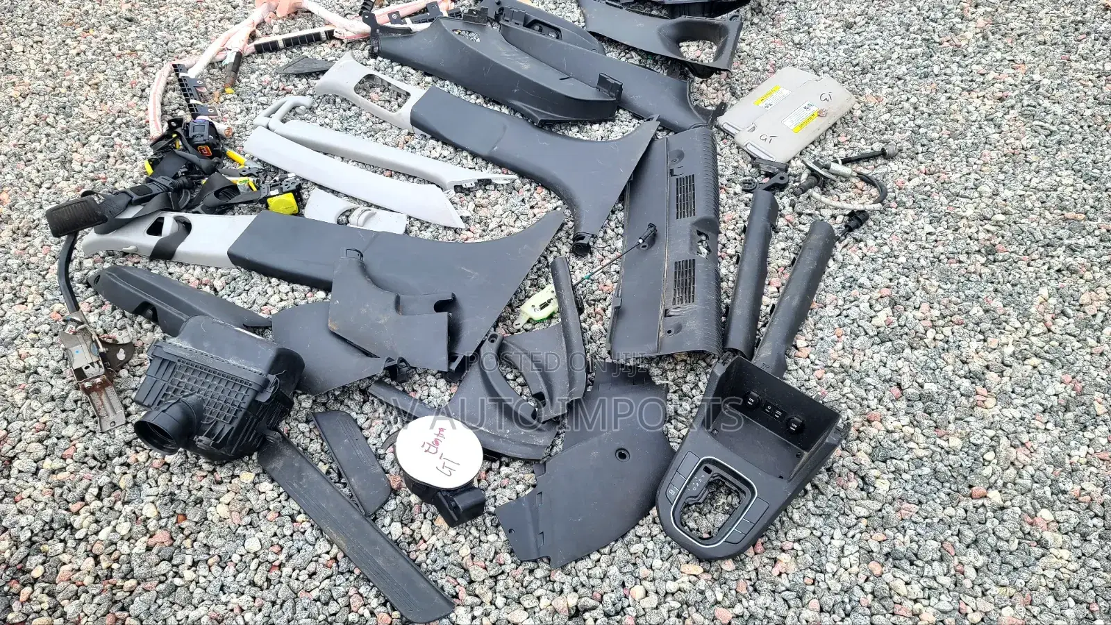 Elantra Gt 2018-20 Plastics/Parts