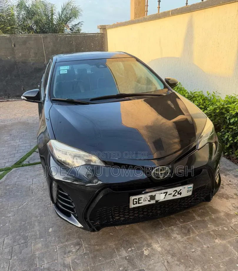 Toyota Corolla 2018 Black