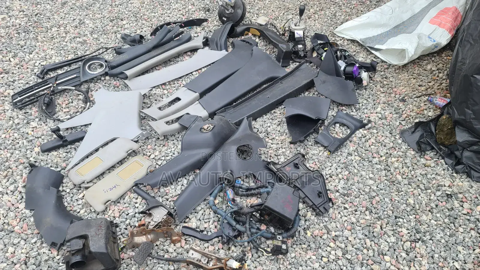 Yaris 08-12 Plastics/Parts