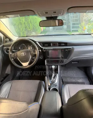 Toyota Corolla 2018 Black