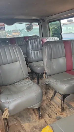 Toyota HiAce 2013 Beige