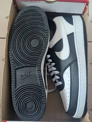 Nike Court Vision(Size 43 Usa)