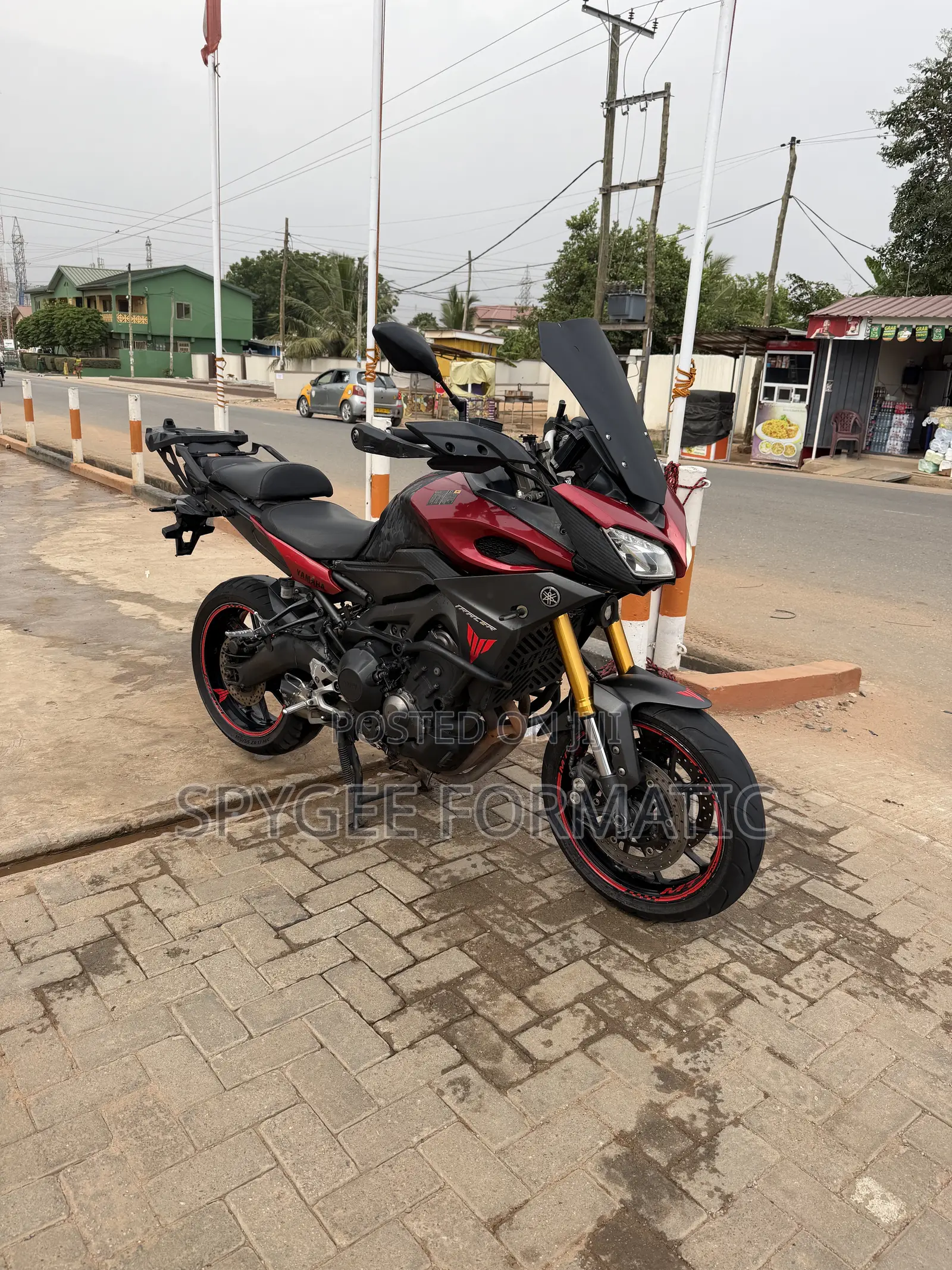 Yamaha 2016 Red