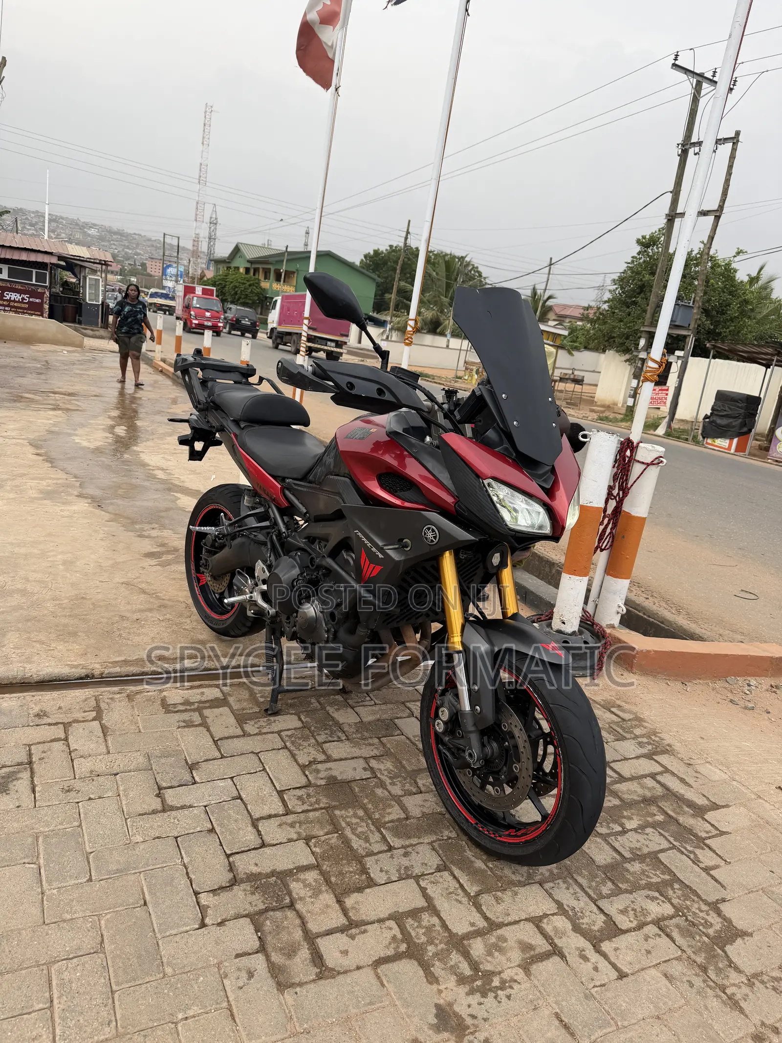 Yamaha 2016 Red