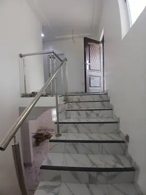 3bdrm House in Sapeiman, Amasaman for sale