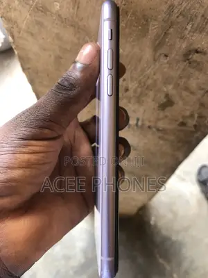 Apple iPhone 11 64 GB Purple