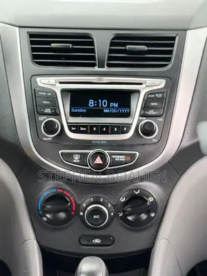 Hyundai Accent SE Hatchback 2017 Red