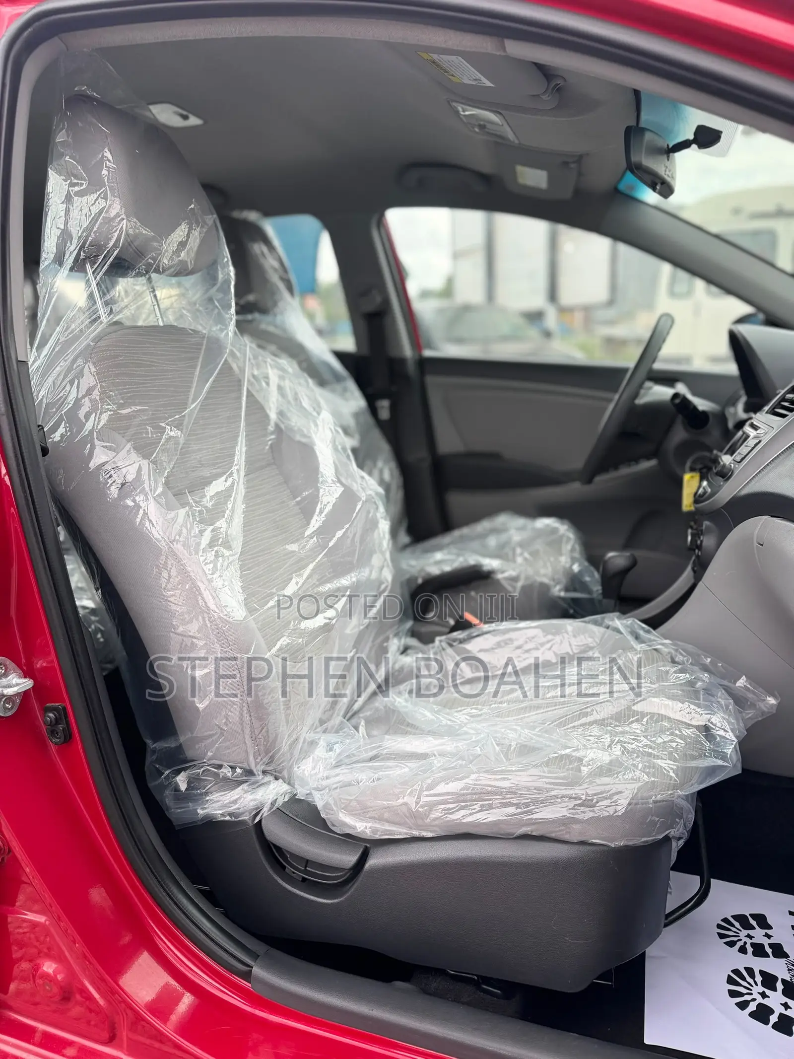 Hyundai Accent SE Hatchback 2017 Red