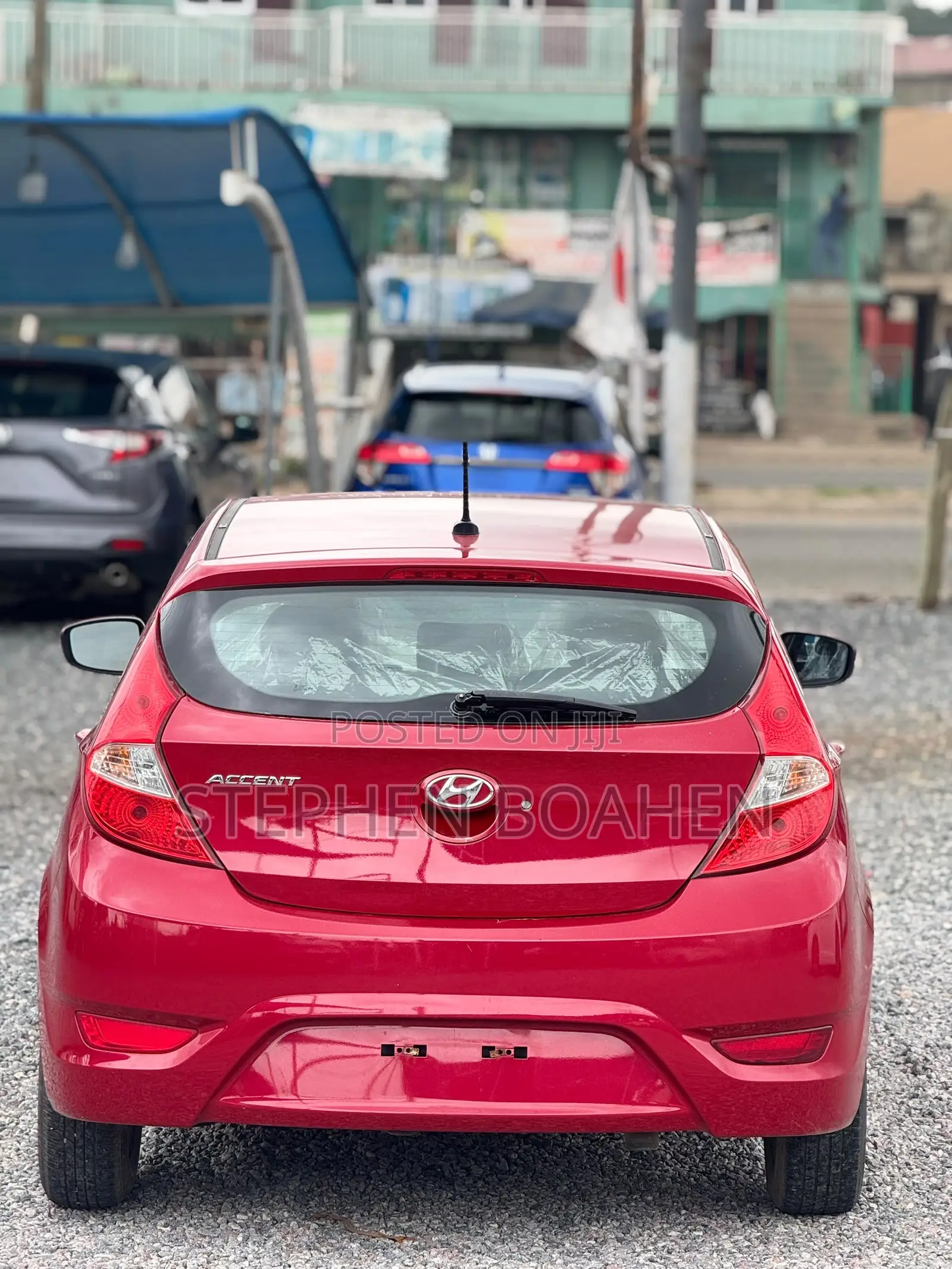 Hyundai Accent SE Hatchback 2017 Red