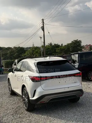 Lexus RX 350h Premium Plus AWD 2025 White
