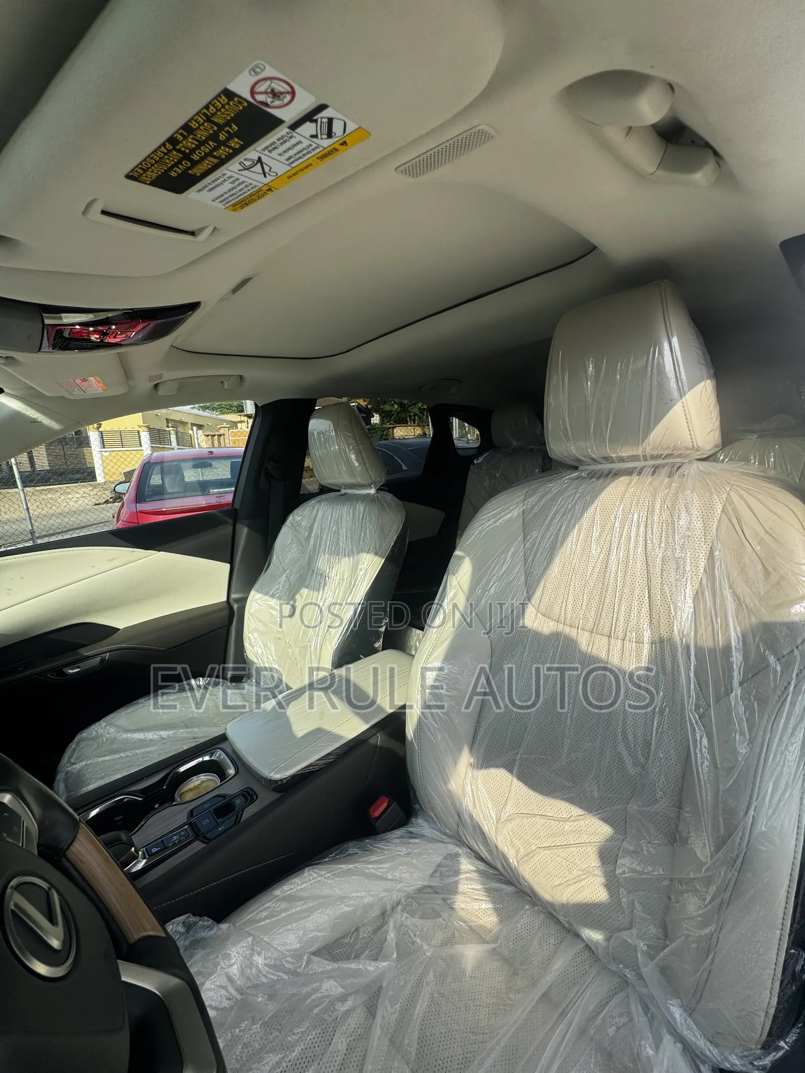 Lexus RX 350h Premium Plus AWD 2025 White