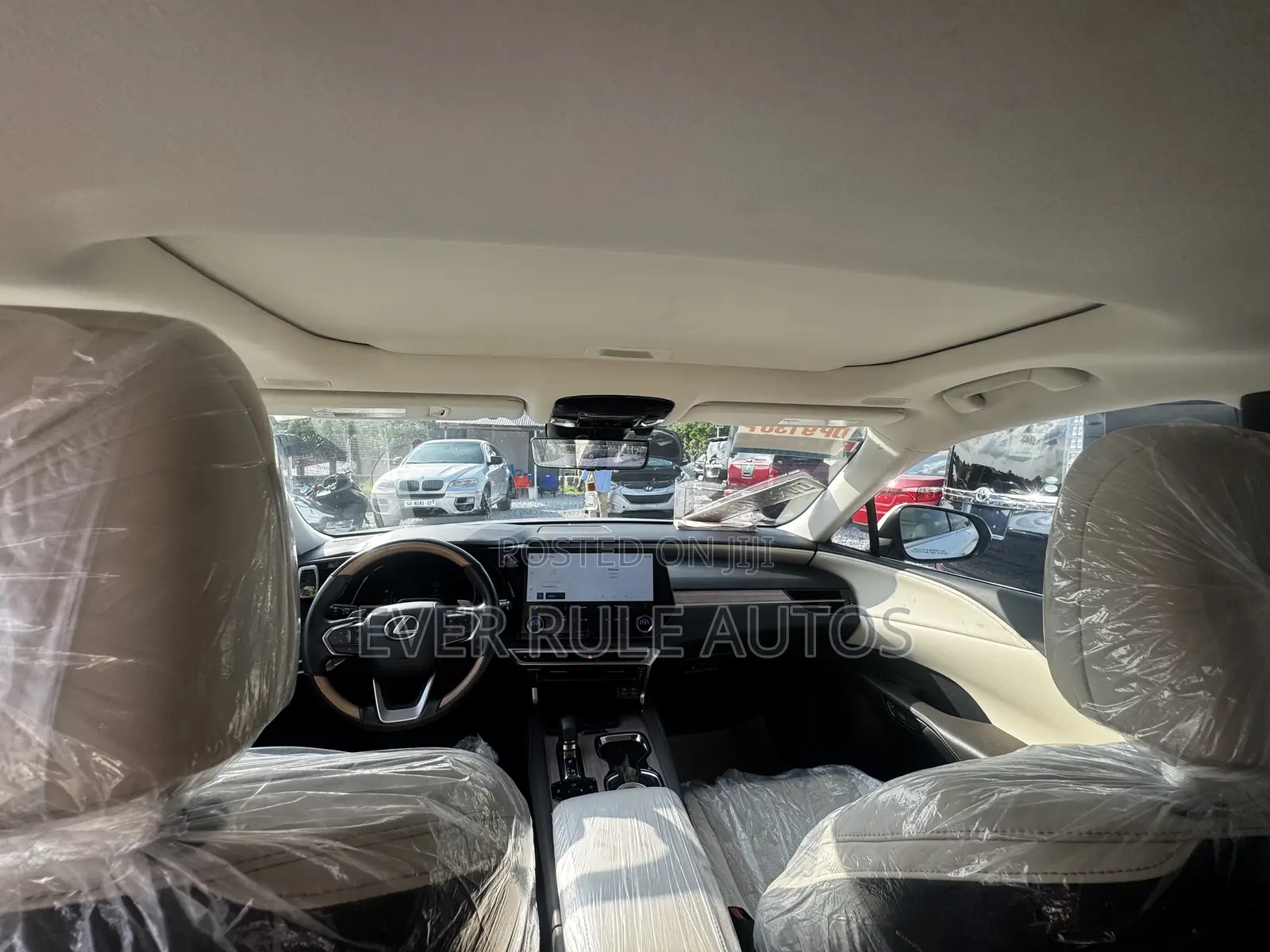 Lexus RX 350h Premium Plus AWD 2025 White