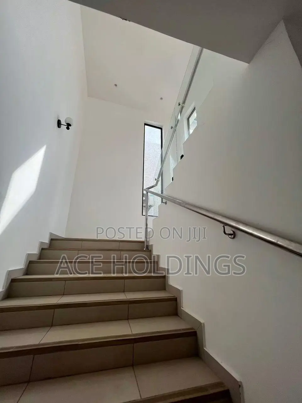 3bdrm House in Nmai Dzorn for sale