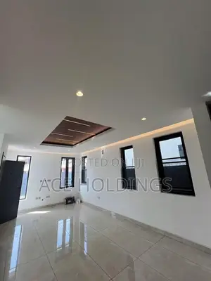 3bdrm House in Nmai Dzorn for sale