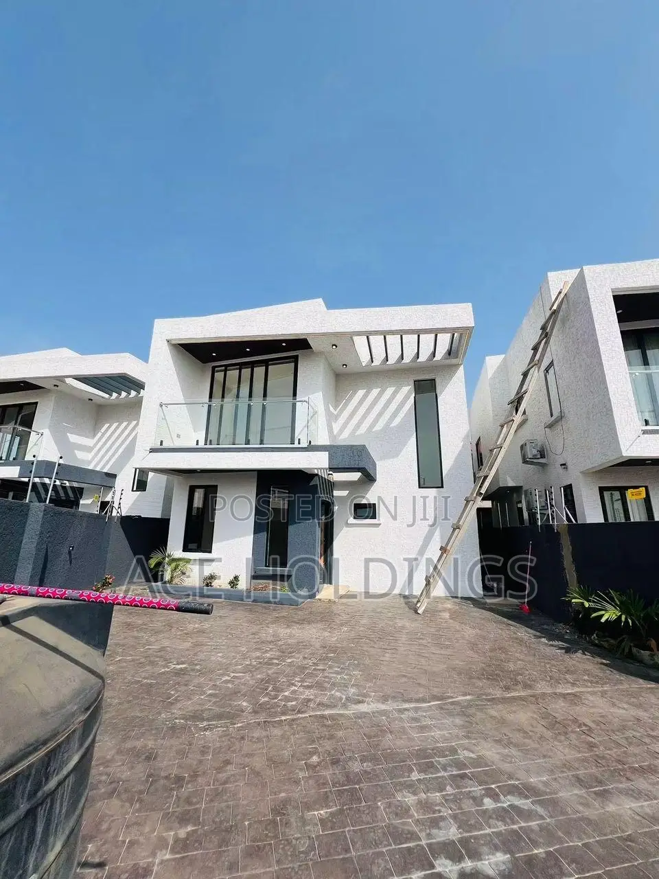 3bdrm House in Nmai Dzorn for sale