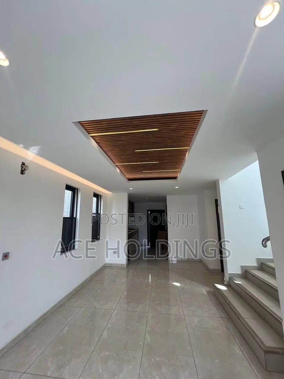 3bdrm House in Nmai Dzorn for sale