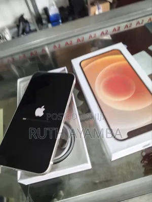 New Apple iPhone 12 64 GB Silver
