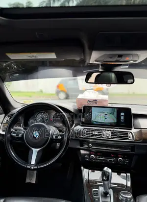 BMW 528i 2015 Black