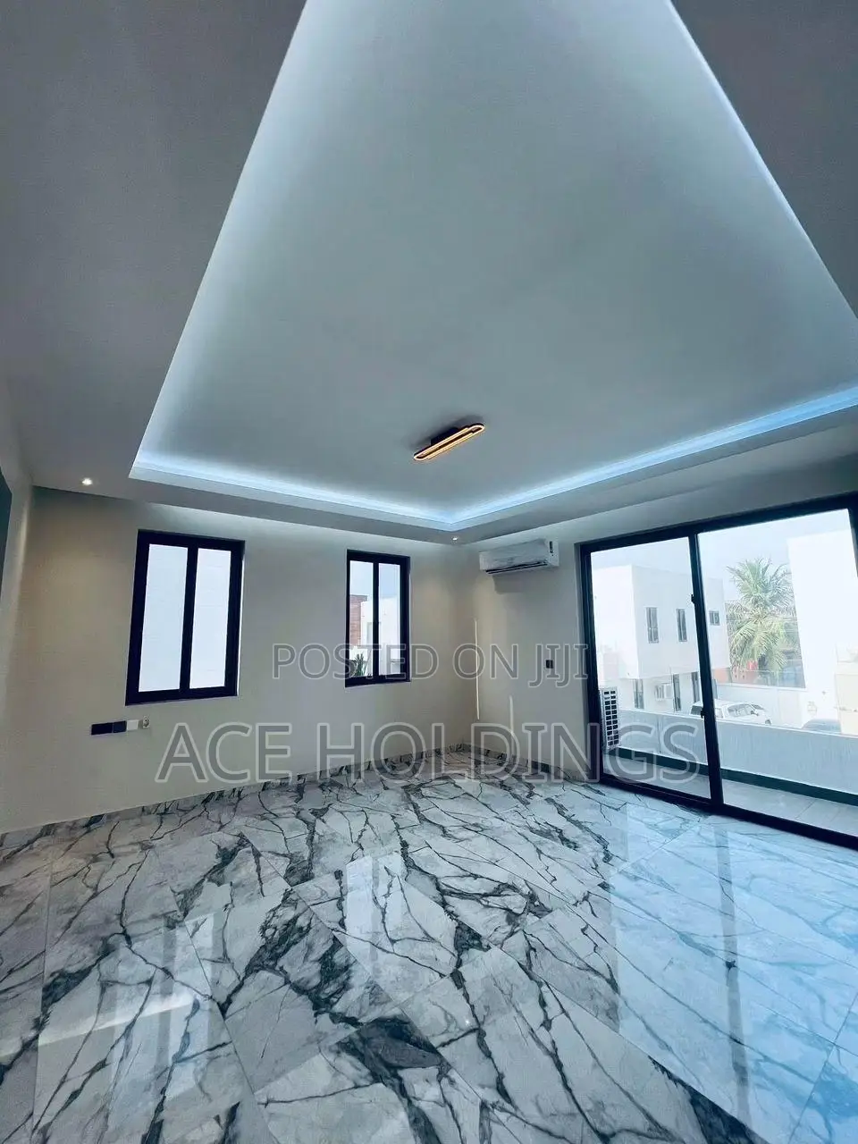 4bdrm Mansion in Nanakrom, Ashaley Botwe for sale