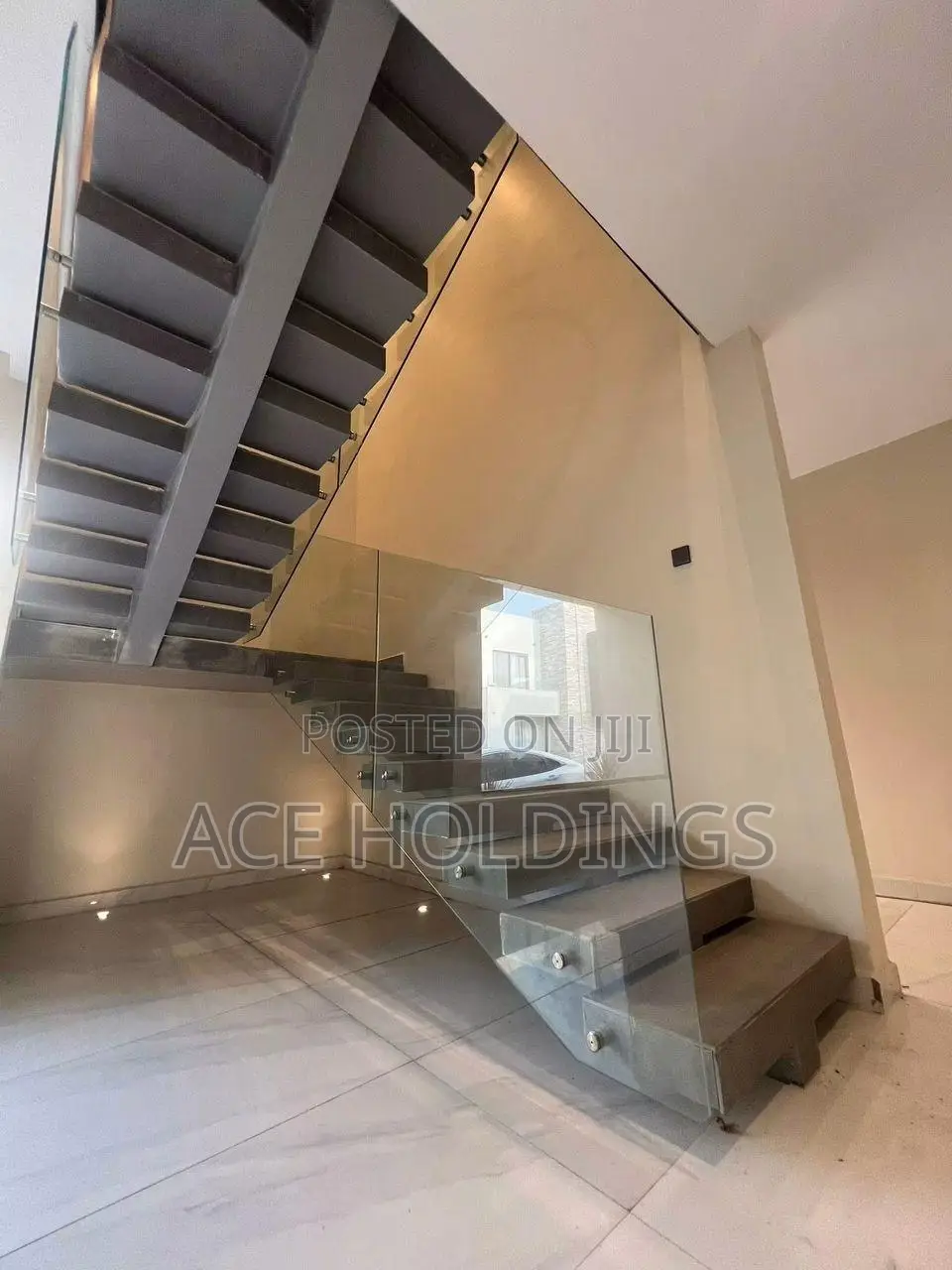 4bdrm Mansion in Nanakrom, Ashaley Botwe for sale