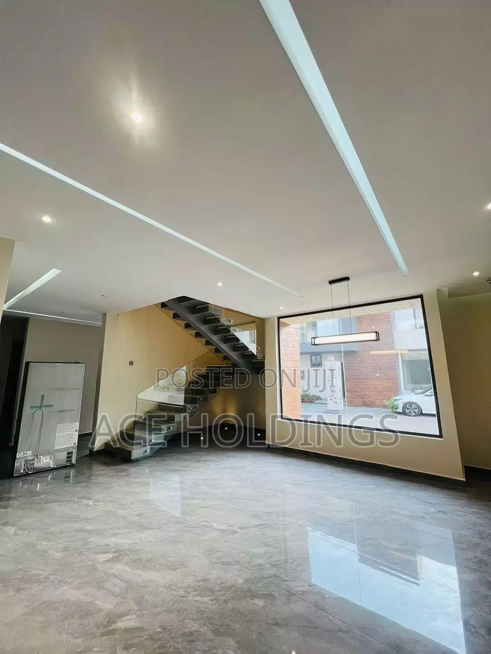 4bdrm Mansion in Nanakrom, Ashaley Botwe for sale