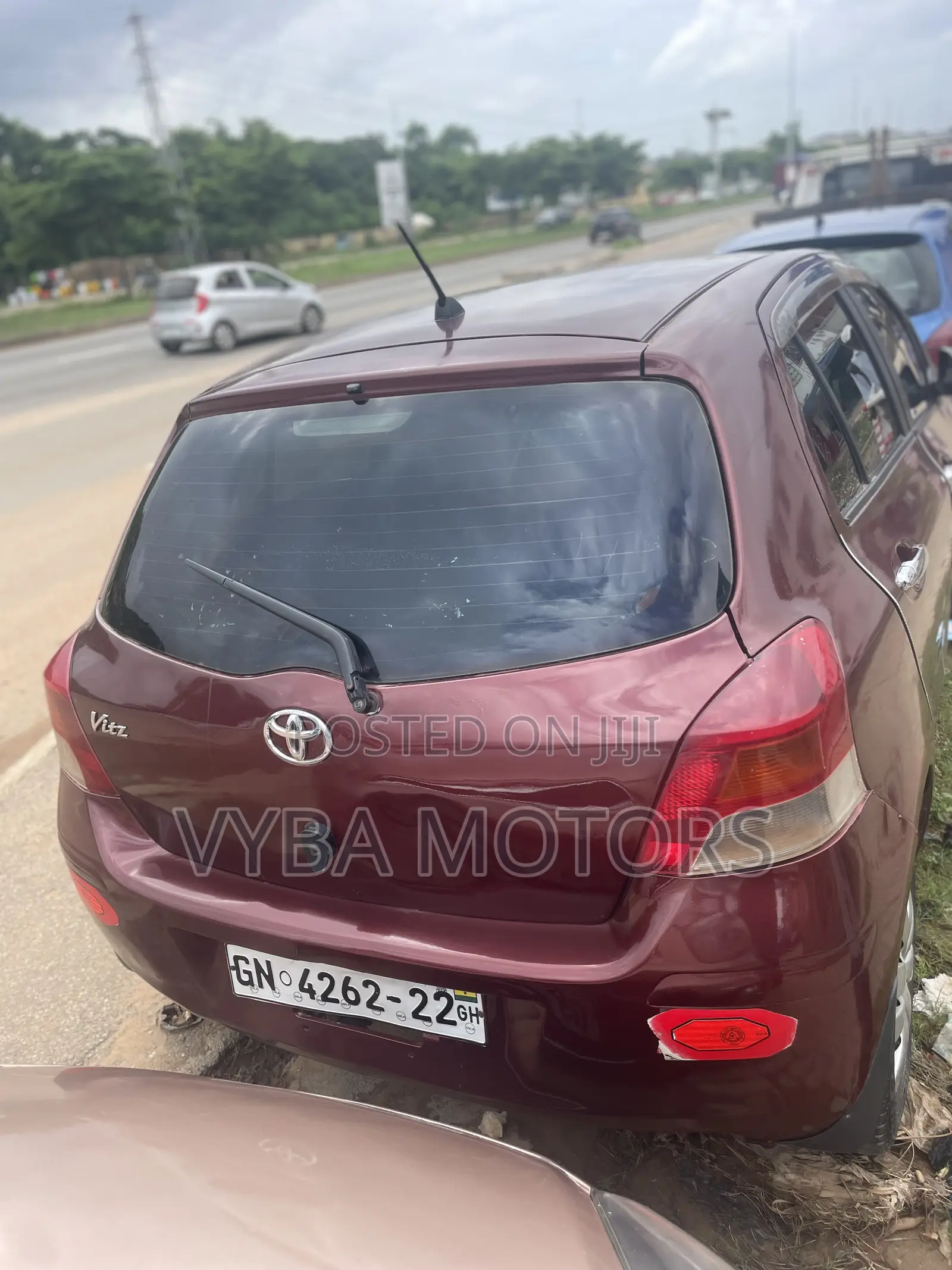 Toyota Vitz 2010 Brown