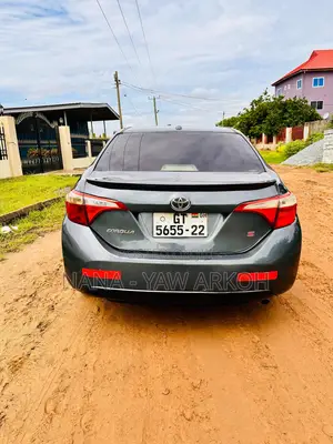 Toyota Corolla S 4dr Sedan (1.8L 4cyl CVT) 2016 Gray