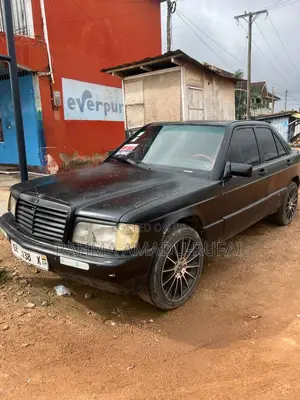 Mercedes-Benz 190E 1990 Black