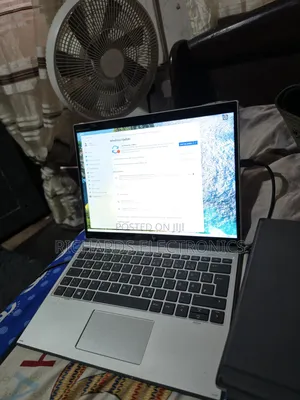 Laptop HP Elite x2 1013 G4 8GB Intel Core i5 SSD 256GB