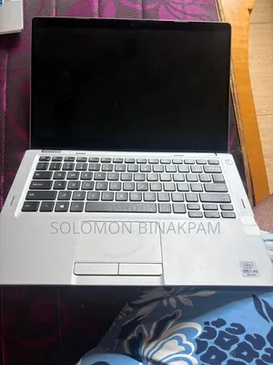 Laptop Dell Latitude 5310 2-in-1 8GB Intel Core i5 SSD 256GB