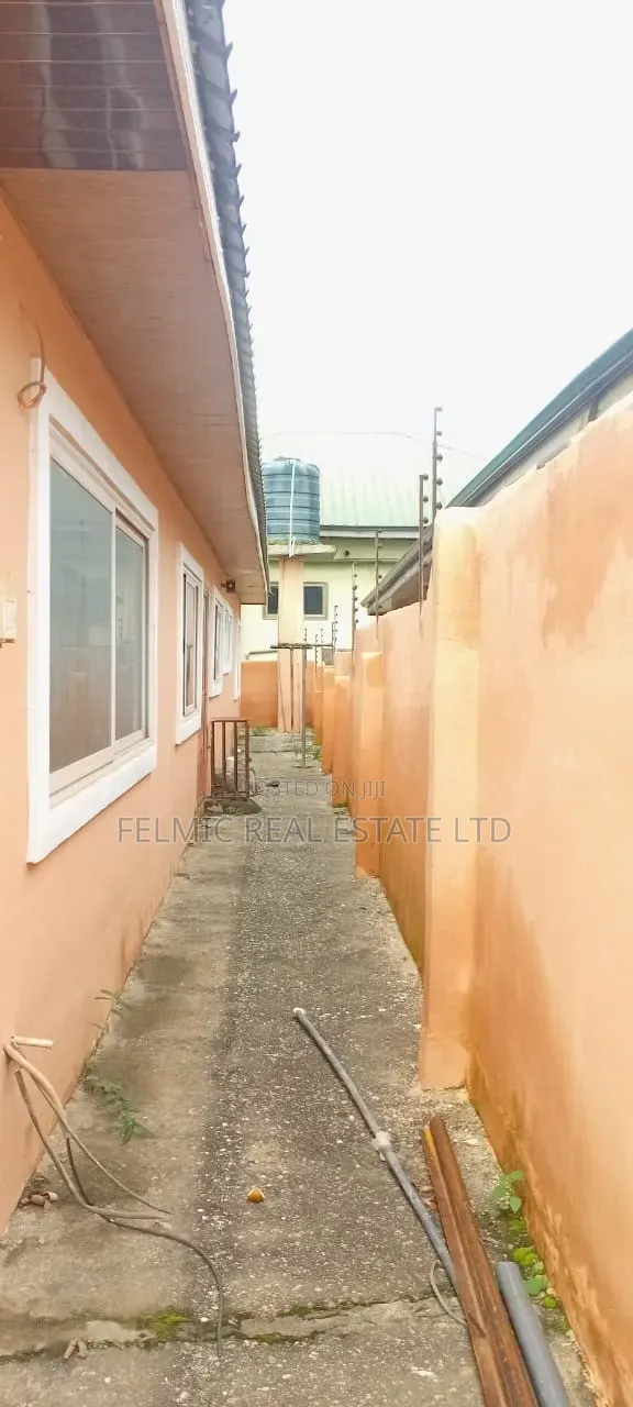 5bdrm House in Felmic Real Estate, Ofankor for rent