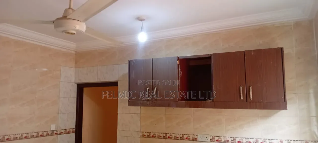 5bdrm House in Felmic Real Estate, Ofankor for rent