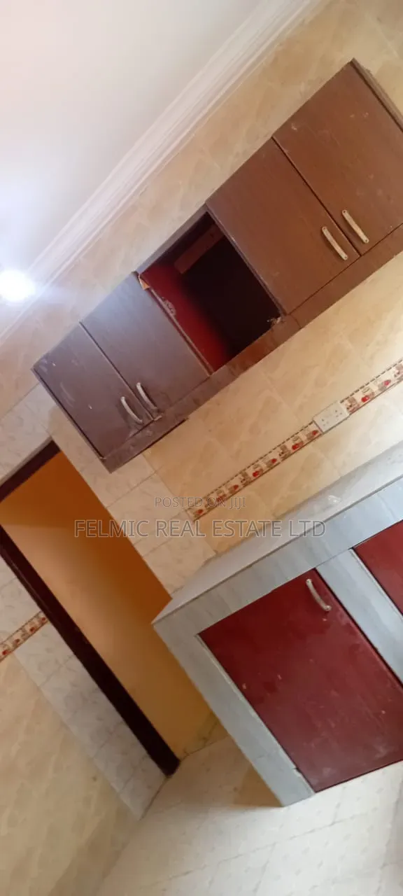5bdrm House in Felmic Real Estate, Ofankor for rent