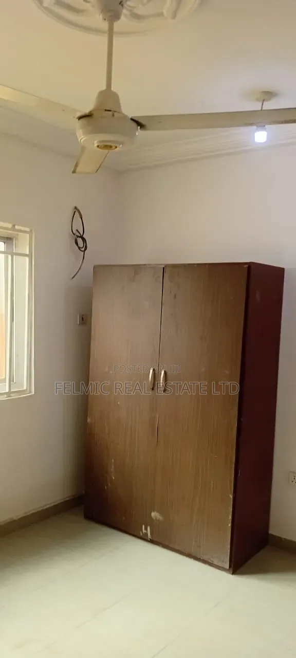 5bdrm House in Felmic Real Estate, Ofankor for rent