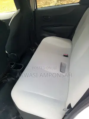 Toyota Vitz 1.3 FWD 5dr 2013 White