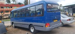 Hyundai County 2014 Blue