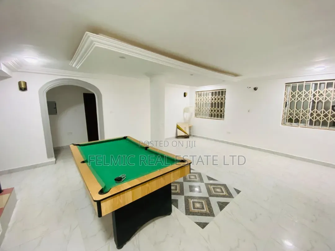 5bdrm Duplex in Felmic Real Estate, Amasaman for rent