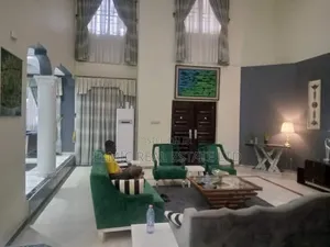 5bdrm Duplex in Felmic Real Estate, Nsawam Adoagyiri Municipal for rent