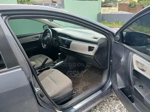 Toyota Corolla 2016 Gray