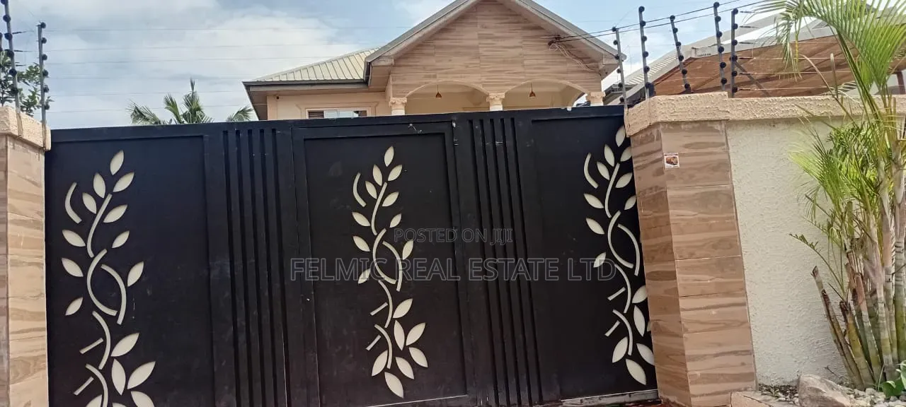 5bdrm Duplex in Felmic Real Estate, Unity Closed for rent
