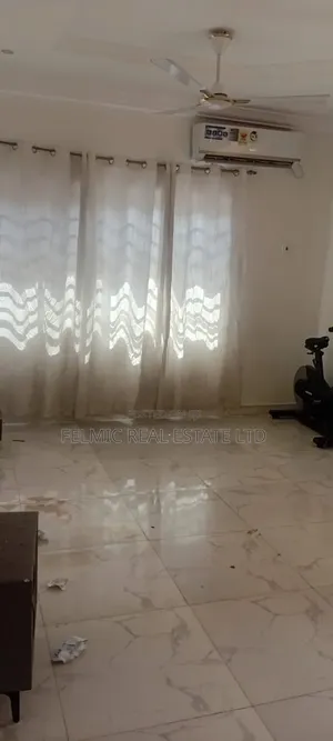 5bdrm Duplex in Felmic Real Estate, Unity Closed for rent
