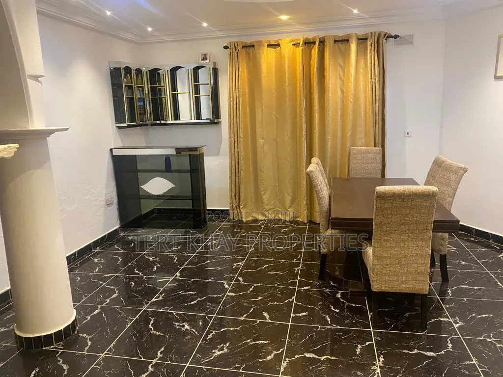 5bdrm House in New Adenta for rent