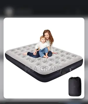 Enjoy Hotel Like Comfort (Easy Set Up Inflatable Air Bed + Free Pump